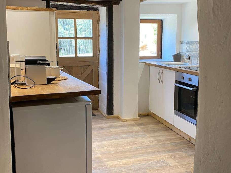 Spacious 1 Bed Home With Shared Pool Champagnac-la-Riviere Экстерьер фото